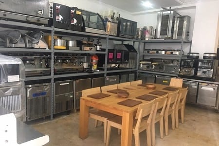 Lara’da ikinci el eşya alanlar